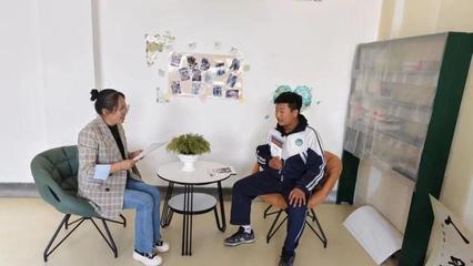 临洮县第四中学心理健康教育工作纪实